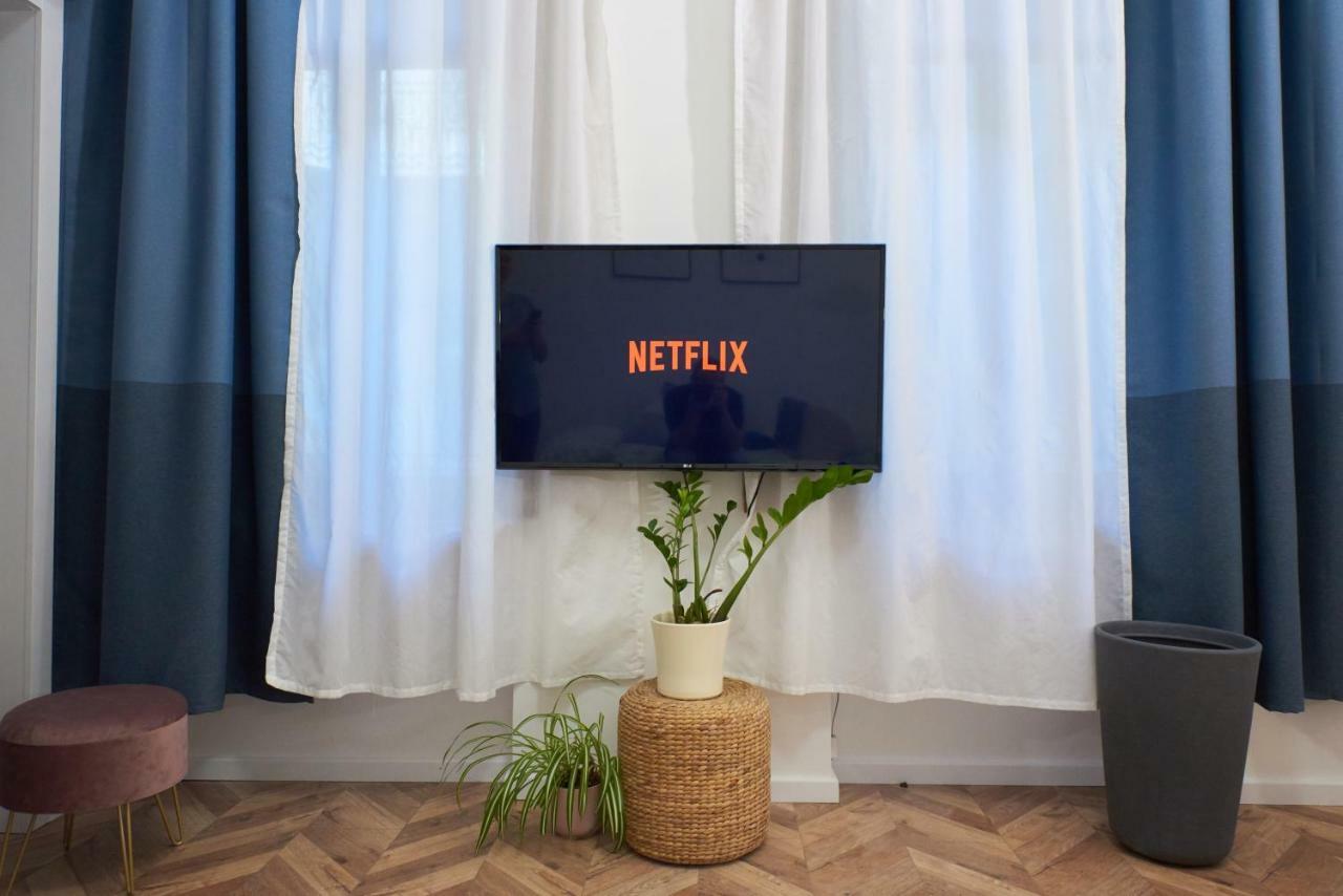Self Check-In Cozy Stylish Flat By Vaci Street Apartment Budapest Luaran gambar